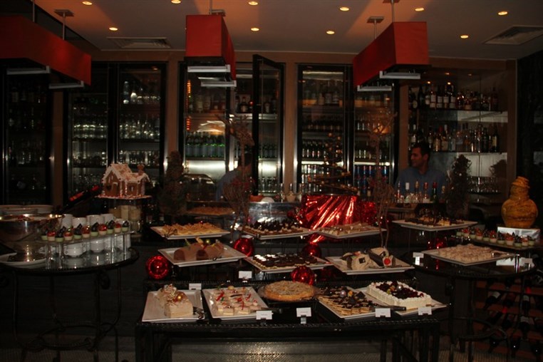 Christmas Night at Caffe Mondo